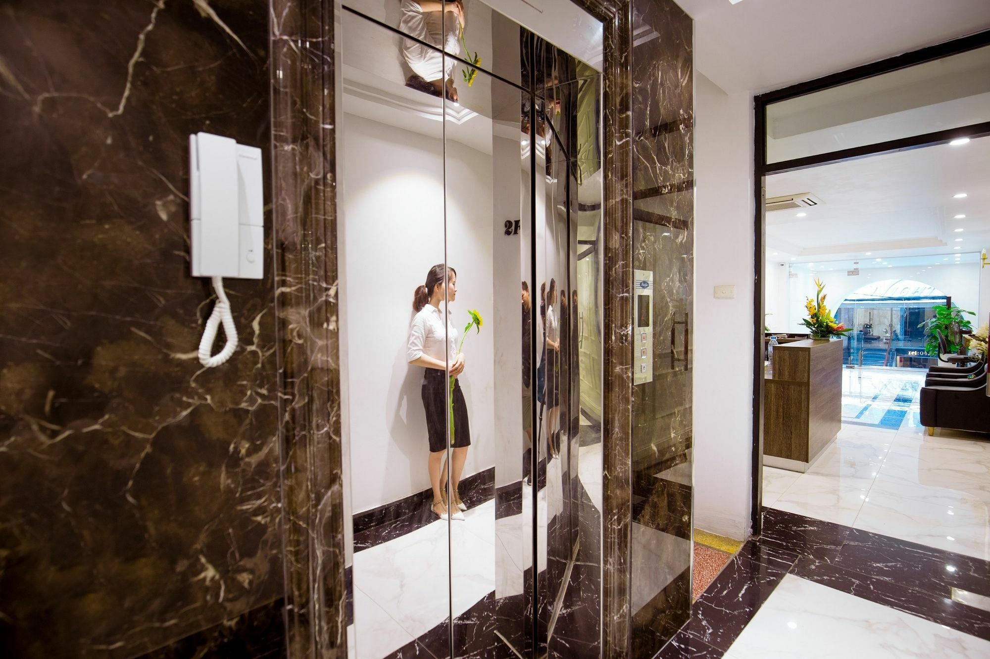 My Linh Hotel Hanoi Exterior foto